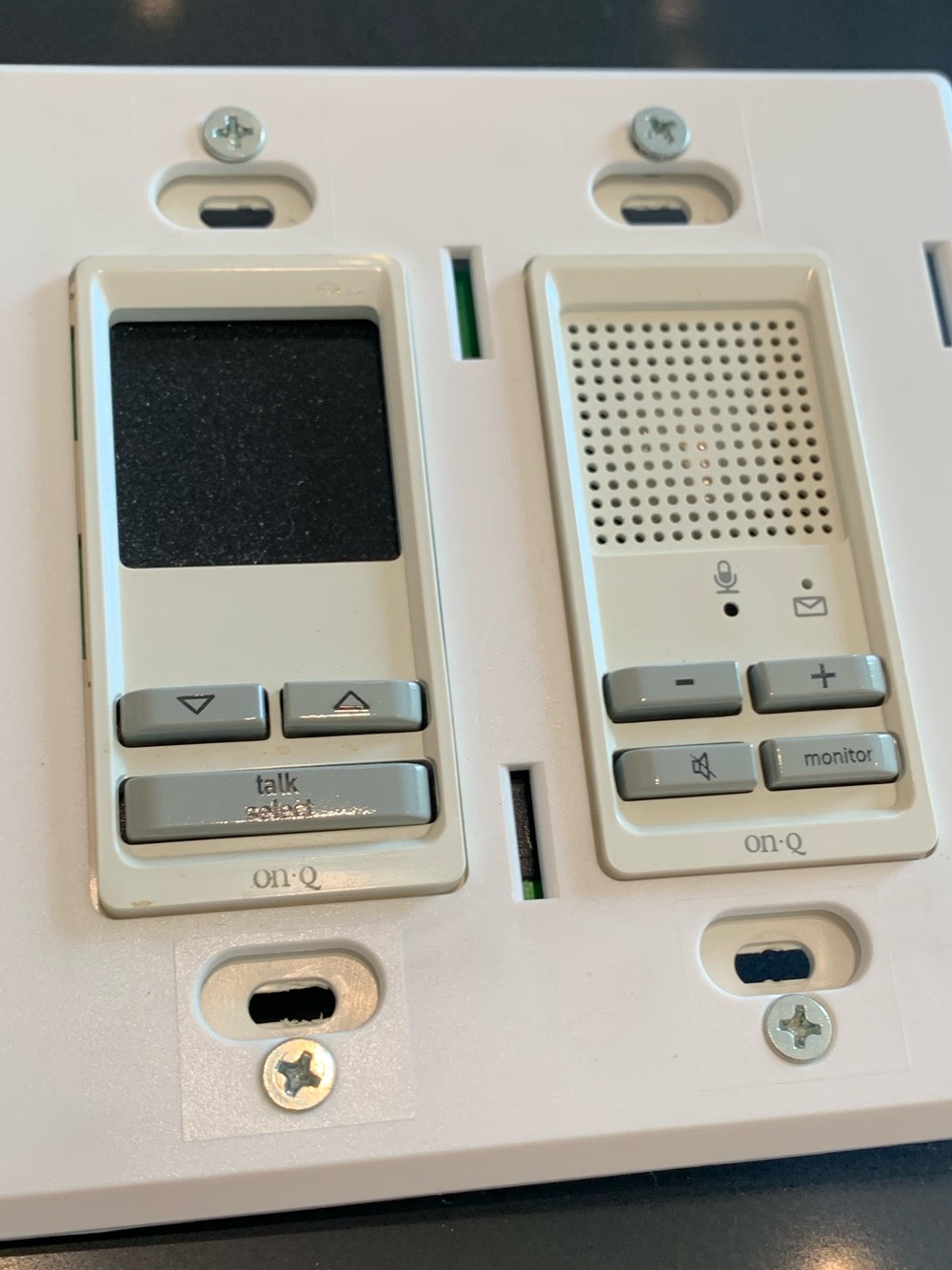 Legrand ON-Q IC5000 Selective Call Intercom Room Unit